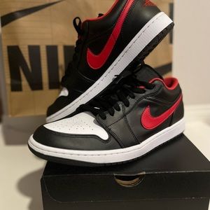 AIR JORDAN 1 LOW